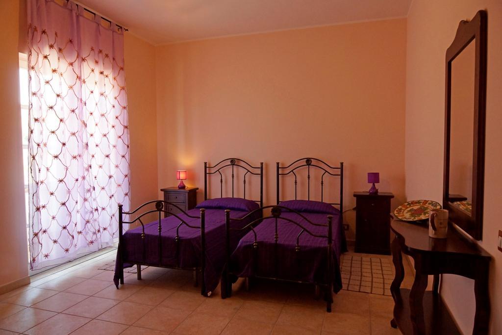 Bed and Breakfast La Casa Di Miro Catanzaro Habitación foto